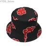 Szerokie brzegowe czapki wiadra czapki bocca czerwona chmurka czapka japońska anime druk menu hats podwójne boki Odwracalne składane kreskówki Caperman Cap Panama Sun YQ231110