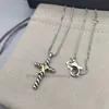 سلسلة قلادة شريحة DY X Cross Diamond Netclaces Women Luxury Devil Eye Amulet Pendants Sun عباد العلامة