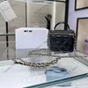 10A C Handtaschen Qualität High Luxurys Designer Umhängetaschen Clutch Totes Cross Body Mini Lippenstift Box Bag Geldbörsen Diamond Lattice Chains Minitasche Schaffell Geschenk Dox c