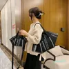 イブニングバッグレディースショッピングショッピングマスクバッグ環境ハンドバッグユニークなデザインキャンバスブックバッグ日本語トレンド屋外旅行バッグセブン