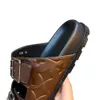 1V topkwaliteit designer lederen dames- en heren sandalen unisex platte pantoffels cool moeiteloos stijlvolle dia's 2 bandjes met maat 38-45