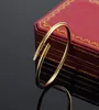 Europese armband Designer armbanden Nagelarmband manchetten Bangle Diamant armbanden luxe sieraden klassieke schroefmodepaar Love Best Gift Size 17 19 Without Box