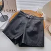 Shorts pour femmes Short en Pu Ashgaily avec bretelles short à fermeture éclair pour femme All Match bas de jambe large short trapèze pour femme 230410