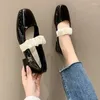 Klänningskor japansk stil vintage ankel remmar mary janes kvinnors grunt mun casual student patent läder lolita vit