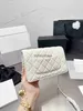 Axelväskor totes 2023 Fasion andbag Luxury Designer Bag Popular Love Cowide Bag Single Women's Bag Classic Famous Fasion Mini Crossbody Bagstylishyslbags