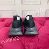 Top Hot Luxury Fashion diseñador de zapatos Hombres Mujer colores y estilos de lujo Transpirable Diseñador Masaje Aire libre Deportes Entrenadores zapatos fengda1 230204