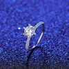 Pierścień Diamond Moissanite S925 Srebrny srebrny Moissanite Pierścień Wedding Party Bride Pierścień Europejska i amerykańska gorąca moda Ring Pierścień Walentynki Gift SPC