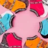 Meias esportivas multicoloridas no tornozelo com etiquetas, meias curtas pretas e rosa para meninas e mulheres, tênis de skate de algodão
