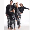 Family Matching Outfits Family Christmas Mom Dad Kids Matching Pajamas Set Baby Dog Romper Cotton Soft 2 Pieces Suit Sleepwear Xmas Family Look 231110