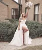 Eleganti abiti da sposa in raso eleganti a cuore senza maniche senza maniche con abiti da sposa a sweep pieghettati