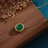Chaînes en vintage naturel un collier rond de jade pendentif ancien artisanat en or simple bijoux de fête de banquet pour les femmes cadeau