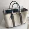 Bolsa de fiesta de jardín Luxury Bolsos de bolsos de jardín Color de fiesta Bolsa de compras de 30 cm lienzo ligero con mujer de vaca para mujeres de vaca