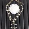 Grossistkvinnor halsband hög kvalitet 925 silver pärla dubbel bokstav hänge halsband designer lyx kvinnor bröllop fest smycken halsband