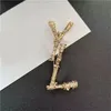 Luxury broche brass alloys letter designer brooch silvery golden color vintage jewelry woman fashionable decorative brass charming special ZB042 I4