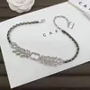 Collana di regali d'amore di alta qualità Collana di diamanti di fascia alta di moda Collana con ciondolo con logo di marca di design Collana di gioielli di marca di lusso di Natale Collana regalo per feste di nozze