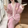 Mulheres Pijamas Mulheres Inverno Pijamas Quentes Conjuntos Coral Fleece Grosso Flanela Homewear Kawaii Roupas Manga Longa Nightwear