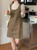 Arbetsklänningar främmande kitty chic kontor lady passar kvinnor håliga nackstickade tröjor höst vintage pläd smal väst miniklänning eleganta uppsättningar