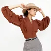 Kvinnors blusar 2023 Vintage Women Shirt Court Style V Neck Blusas Female Elegant Lantern LongeChes Tunics Slim Sexy Crop Top