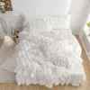 Ensembles de literie coton couleur unie travail manuel plis volants blanc princesse mariage housse de couette drap jupe couvre-lit taies d'oreiller