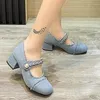 Sapatos de vestido Cowboy Marie Janes Salto Alto Mulheres Retro Chunky Inverno 2024 Moda Pérola Lolita Square Toe Bottine Femme Bombas