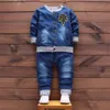 Conjuntos de roupas 2023 moda outono bebê meninos roupas conjunto esporte terno crianças crianças denim para 1 3 4 ano 231109