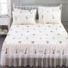 Bed rok ly kanten bedrukte bedrok couvre verlichte niet-slip matras deksel leerscheer slaapkamer bed cover bed rok voor bedekken 230424