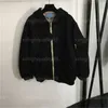 Chaqueta de diseñador Chaquetas de otoño para mujer Abrigo con capucha de manga larga Forro de lana de cordero Top cálido Suave y grueso Comodidad Cárdigan negro Abrigos para mujer