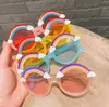 Lunettes de soleil arc-en-ciel néon pour enfants, rondes, couleur bonbon, verres multicolores, adaptées aux enfants âgés de 6 à 12 ans