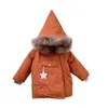 Vestes en stock manteau pour enfants 2023 tapis d'hiver style nordique garçon et fille chapeau trois preuves combinaison de ski doudoune 231109