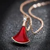 Pendant Necklaces WANGAIYAO All-match Fashion Small Skirt Necklace Female Titanium Steel Mother-of-pearl Clavicle Chain Fan-shaped