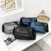 Bolsos de hombro Nuevo diseñador Bolso bandolera cálido de nailon Bolso de mujer espacial para invierno Solapa negra andcatlin_fashion_bags