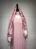 Vêtements ethniques Mode Tempérament Élégant Mousseline de soie Broderie Rose Col rond Robe longue avec Hijab Ramadan Eid Djellaba Musulman Dubaï