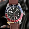 42 mm Datum GMT Schwarzes Zifferblatt Asiatische 2813 Automatik M79830RB-0002 Herrenuhr M79830RB Blaue Rote Lünette Stahlgehäuse Braunes Lederarmband Gent3547