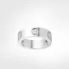 Röd Box Designer Ring for Woman Girl Christmas Gift Titanium Steel Love Band Ring Män Kvinnor Lyxiga smycken Par Presenter Storlek 5-11 Kärleksringar