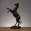 Creative Crafts Harts Dekorativa föremål Golden War Horse Statue Sculpture Modern Office Desk Nordic Home Decor Accessories Ornament
