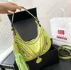 Роскошная дизайнерская сумка Женская сумка через плечо в стиле 5A Top Underarm Handbag Классическая сумка на плечо Liuding Face Pattern Сумка двух размеров в виде полумесяца