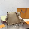 الفاخرة مصمم حقيبة حمل حقيبة يد المرأة Crossbody حقيبة كتف حقائب اليد سعة كبيرة فاخرة مأدبة المحفظة الأزياء الترفيه المشاهير هدية نمط جيد لطيف