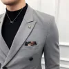 Mens Suits Blazers Erkekler Çifte Kesilmiş İki Parça Takım Seti İnce Moda İş Giriş Ceket İngiliz Tarz Gelinlik Pantolon 230410