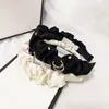 3Color Designer Letters Печать кожаная повязка кожа для женщин для женщин Wide Edge Bowknot Diamond Hair Hoop Outdoor Accessories