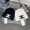 Berretti con teschio Beanie Designer Beanie Cappello a cuffia Cappello invernale Cappello a secchiello Cappello invernale Cappello lavorato a maglia Primavera Skull Caps Inverno Unisex Cashmere Lettere Casual Outdoor Pretty