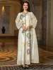 Etniska kläder Siskakia Dubai Evening Party Gold Mesh Embroidery Sequins Långärmad V-Neck Casual Abaya Fashion Chic Saudi Women Kaftan