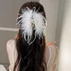 Mignon plume d'autruche cheveux griffe en peluche pinces à cheveux pinces hiver épingles à cheveux mode femmes pinces à cheveux accessoires de cheveux fête