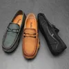 Echte lederen mannen schoenen Casual Italiaans luxemerk Heren Loafers Ademend rubber rijschoenen Slippen op handgemaakte mocassins