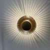 ウォールランプドロップクリエイティブアルミニウムエルリビングルームバックグラウンドベッドルームショップSconce Light Indoor Home Modern Design LEDランプ