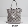 2023 new fashion six-lattice shoulder bag women's bag commuter rhombus handbag tote bag