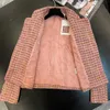 Chaquetas de mujer Diseñador 23 Otoño Nuevo estilo de celebridad Edad reducida Moda versátil Cuello de pie delgado Abrigo de lana con doble botonadura 7KTA