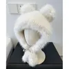 Berets Imitation Mink Hair Plush Hat للنساء AuRumn Winter في الهواء الطلق الإكسسوارات الدفء السميكة POM-POM حماية الأذن