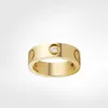 Love Rings Womens Designer Ring Designer smycken par ringer band titanstål med diamanter casual mode gata klassisk guld silver rosstorlek 4/5/6mm röd låda