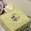 Four Leaf Clover Ring Natural Shell Gemstone Gold Plated 여성 디자이너 T0P 최고 카운터 품질 고급 클래식 스타일 선물 003