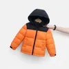 Jassen Donsjas Winterjas Babykleding Uitloper Jongens Herfst Kinderen Bovenkleding met capuchon Meisjeskleding Dikker Warm houden Kerst Casual